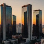 Skyline de São Paulo representando análise de elasticidade do cap rate ante variações na Selic