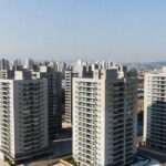 Edifícios residenciais em São Paulo e impacto da Selic no mercado imobiliário