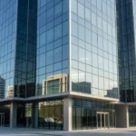 Edifício comercial em São Paulo representando análise de cap rate e risco de inquilinos