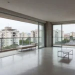 Apartamento residencial brasileiro vazio para análise de locação por temporada ou tradicional