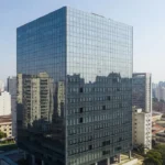 Edifício comercial em São Paulo representando vacância estrutural e yield líquido projetado