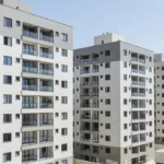 Condomínio residencial brasileiro para análise de cap rate, IPTU e condomínio