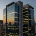 Edifício corporativo em São Paulo com alta ocupação para análise de retorno imobiliário alavancado
