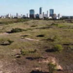 Terreno urbano no Brasil para análise de investimento em FII e permuta imobiliária