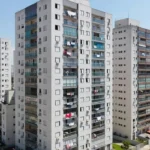 Edifícios residenciais urbanos no Brasil representando imóveis locados e análise de yield sobre equity