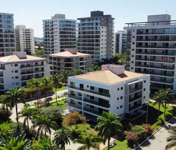 Complexo residencial brasileiro com tipologias para análise de preço de lançamento VGV